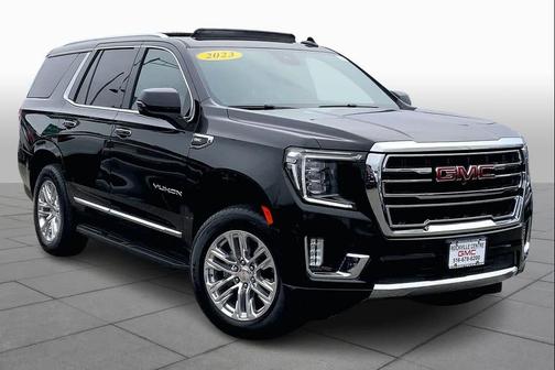 2023 GMC Yukon SLT