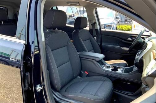 2022 GMC Acadia AWD SLE