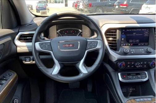 2022 GMC Acadia AWD SLE
