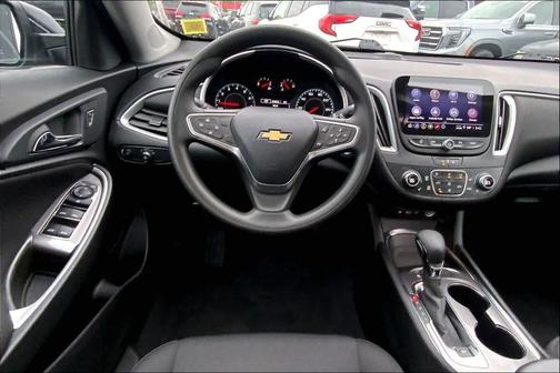 Mosaic Black Metallic 2022 Chevrolet Malibu FWD LT