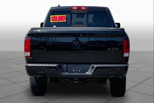 Brilliant Black Crystal Pearlcoat 2016 RAM 1500 Sport