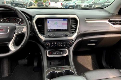 2023 GMC Acadia AWD SLT