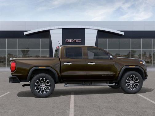 2025 GMC Canyon Denali