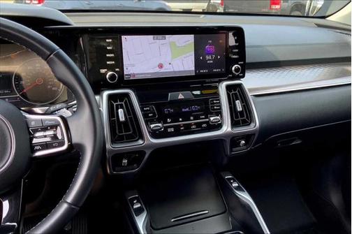 2022 Kia Sorento Hybrid S