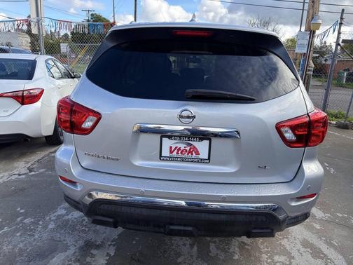 2019 Nissan Pathfinder S 4dr SUV