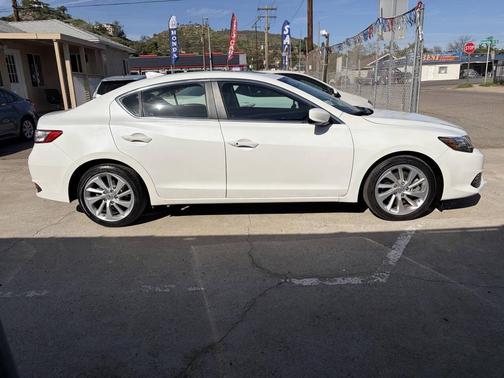 2016 Acura ILX 2.4L w/AcuraWatch Plus Pkg