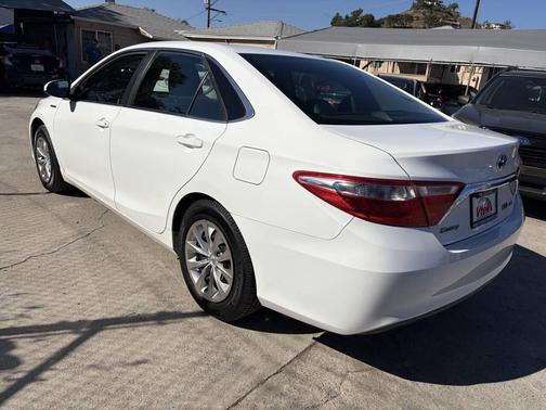2017 Toyota Camry Hybrid SE