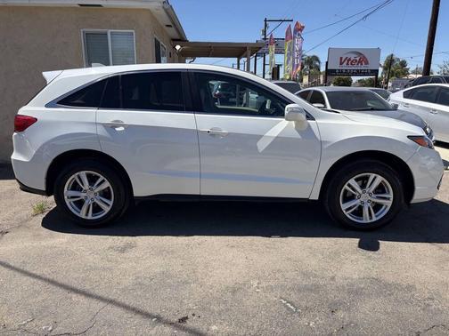 White Diamond Pearl 2013 Acura RDX Technology