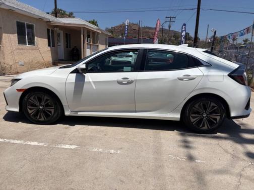 White 2017 Honda Civic EX