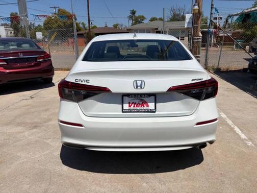 White 2022 Honda Civic Sport