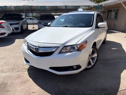 2013 Acura ILX 2.0L w/Premium Package