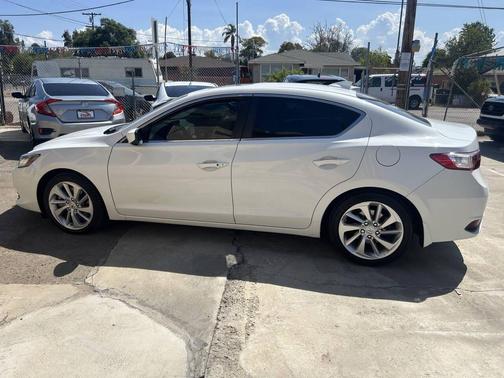 2017 Acura ILX Technology Plus Package