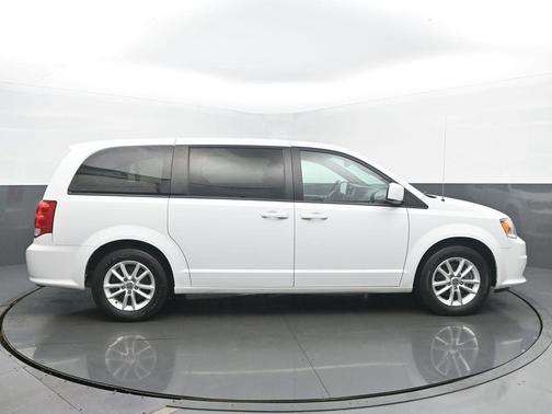 2020 Dodge Grand Caravan SE
