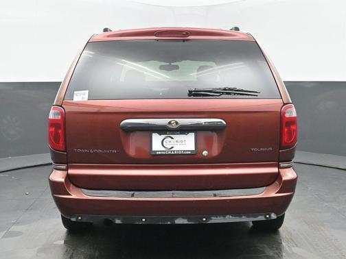 2007 Chrysler Town & Country Touring