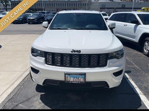 Bright White Clearcoat 2017 Jeep Grand Cherokee Altitude