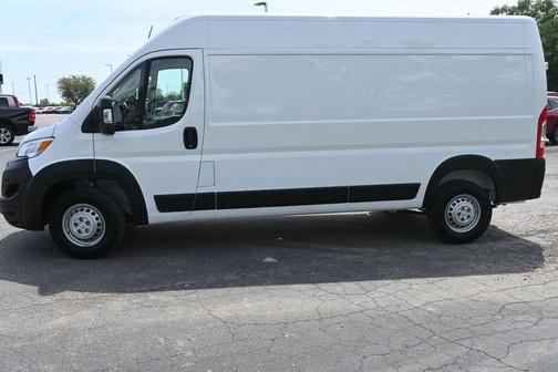 Bright White Clearcoat 2026 RAM ProMaster 2500 High Roof
