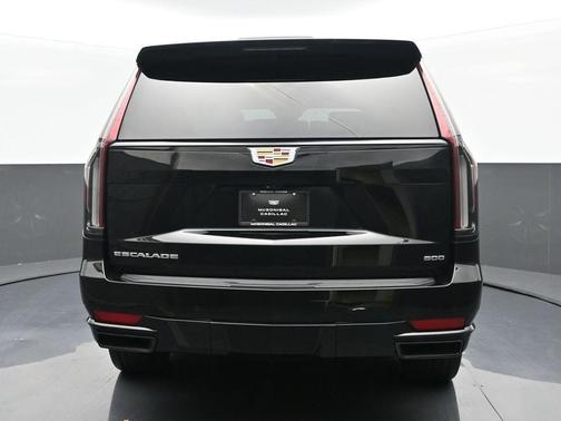 2022 Cadillac Escalade Sport