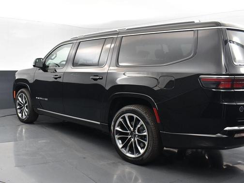 2023 Jeep Wagoneer L Series III