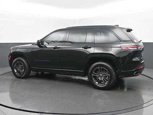 2025 Jeep Grand Cherokee 4xe Base
