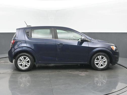 2016 Chevrolet Sonic LT