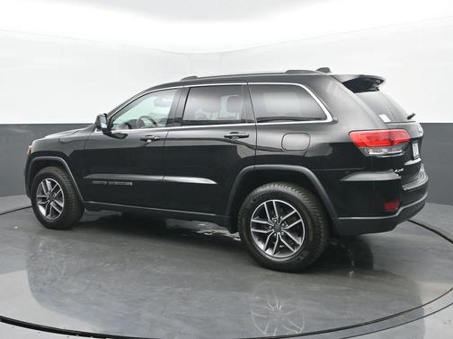 2019 Jeep Grand Cherokee Laredo E