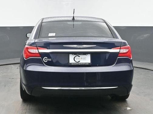 2013 Chrysler 200 Touring