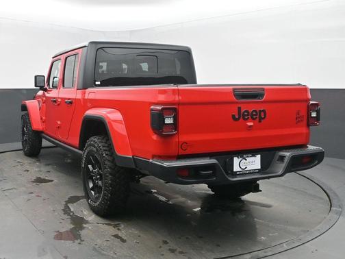 2024 Jeep Gladiator Sport