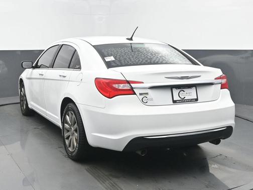 2014 Chrysler 200 Touring