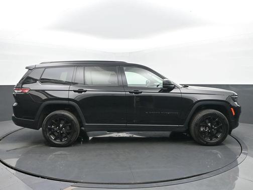2024 Jeep Grand Cherokee L Laredo