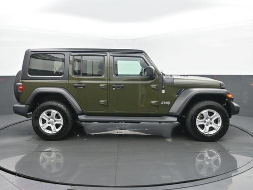 2021 Jeep Wrangler Unlimited Sport RHD