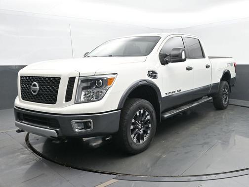 2017 Nissan Titan XD PRO-4X