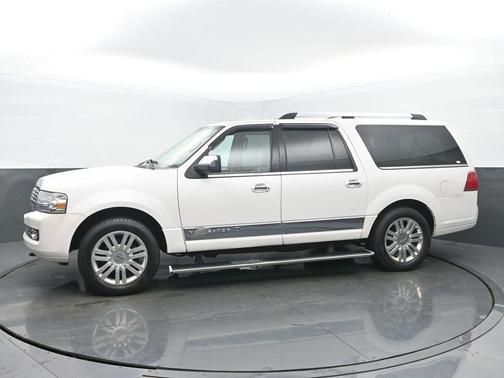 2013 Lincoln Navigator L