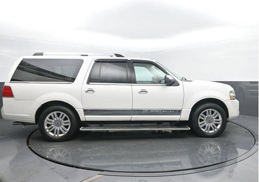 2013 Lincoln Navigator L