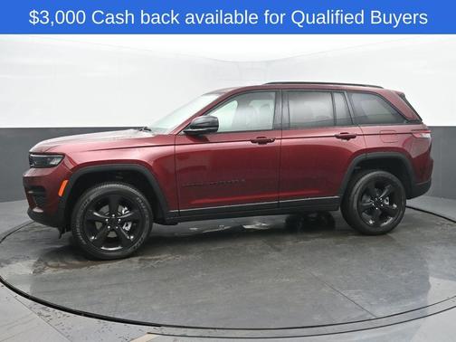 2025 Jeep Grand Cherokee Laredo