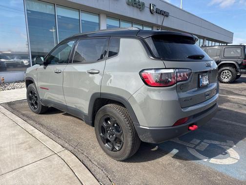 2023 Jeep Compass Trailhawk