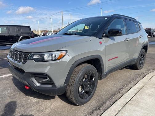 2023 Jeep Compass Trailhawk
