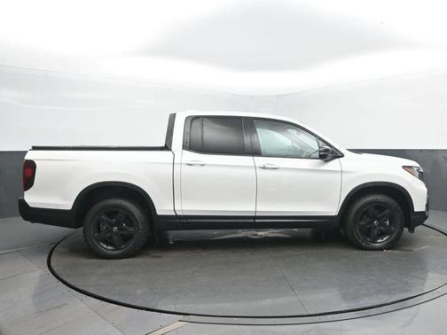 2021 Honda Ridgeline Black Edition