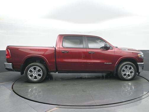 Delmonico Red Pearlcoat 2025 RAM 1500 Big Horn/Lone Star