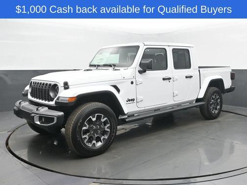 Bright White Clearcoat 2026 Jeep Gladiator Sport