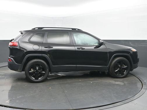 2017 Jeep Cherokee Altitude