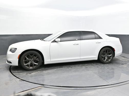 2021 Chrysler 300 S