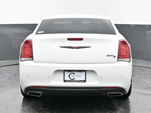 2021 Chrysler 300 S