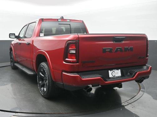 Molten Red Pearlcoat 2026 RAM 1500 Big Horn/Lone Star