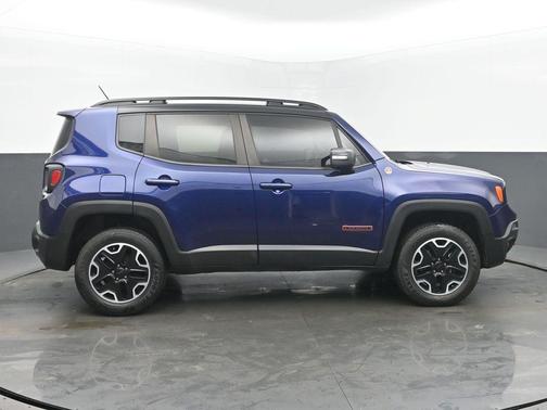 2017 Jeep Renegade Trailhawk