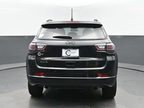2023 Jeep Compass Altitude