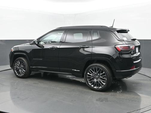 2023 Jeep Compass Altitude