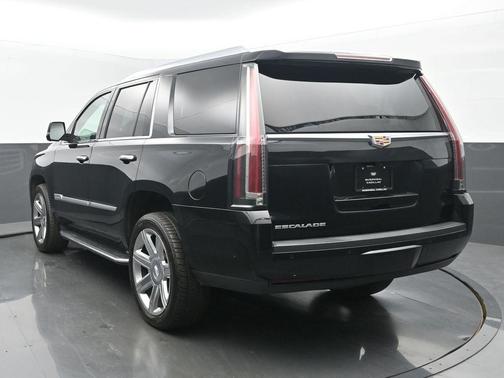 2020 Cadillac Escalade Luxury