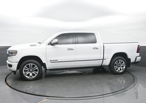 Bright White Clearcoat 2022 RAM 1500 Limited