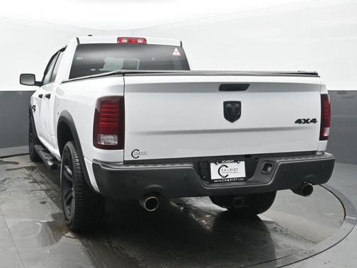Bright White Clearcoat 2021 RAM 1500 Classic SLT