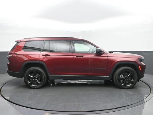 2024 Jeep Grand Cherokee L Laredo
